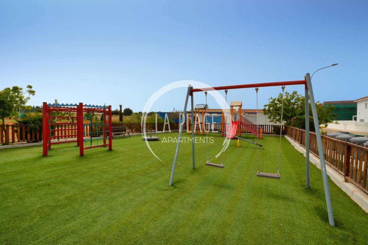 ♥ Sunny&Cozy Family Apartment ★ Walk To The Beach☼ Paralimni Exteriér fotografie