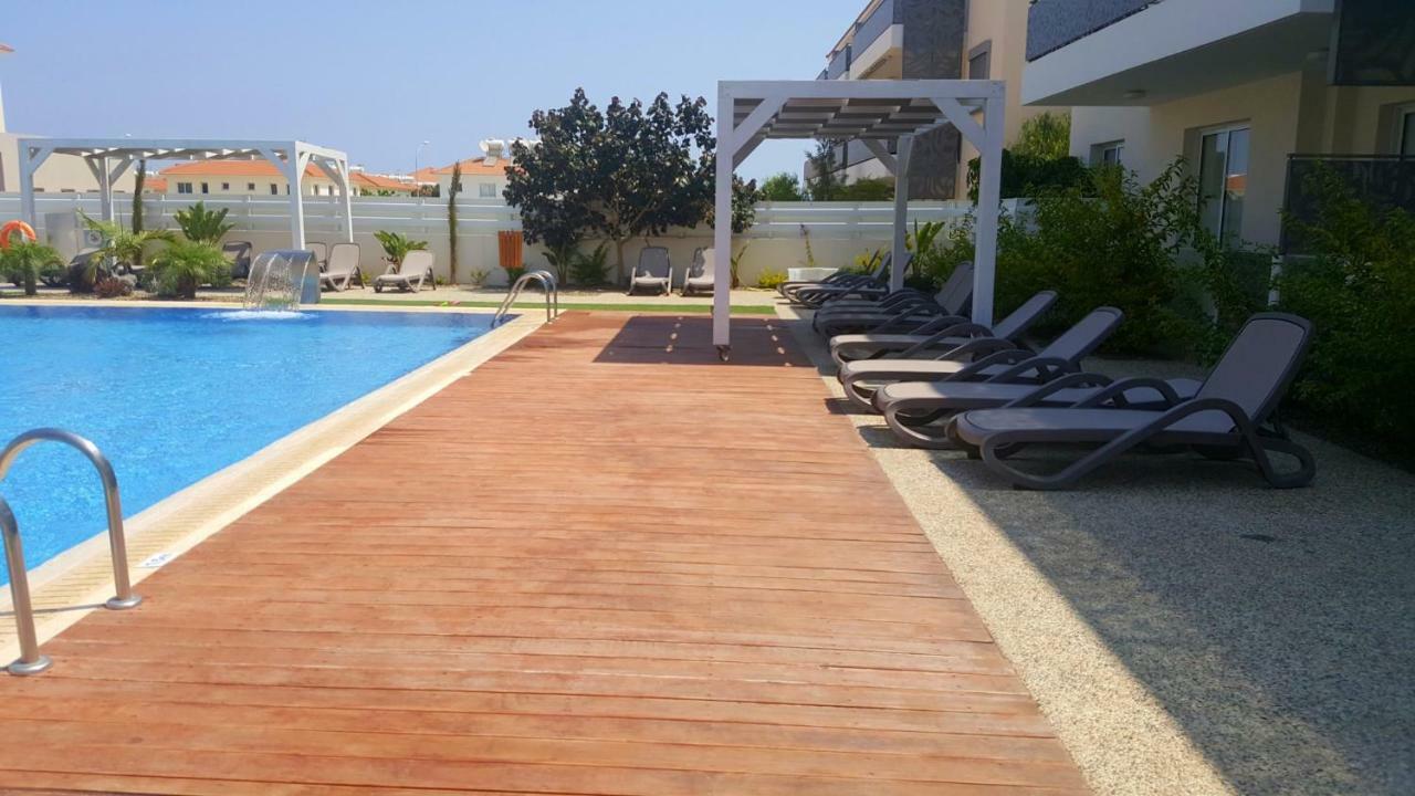 ♥ Sunny&Cozy Family Apartment ★ Walk To The Beach☼ Paralimni Exteriér fotografie