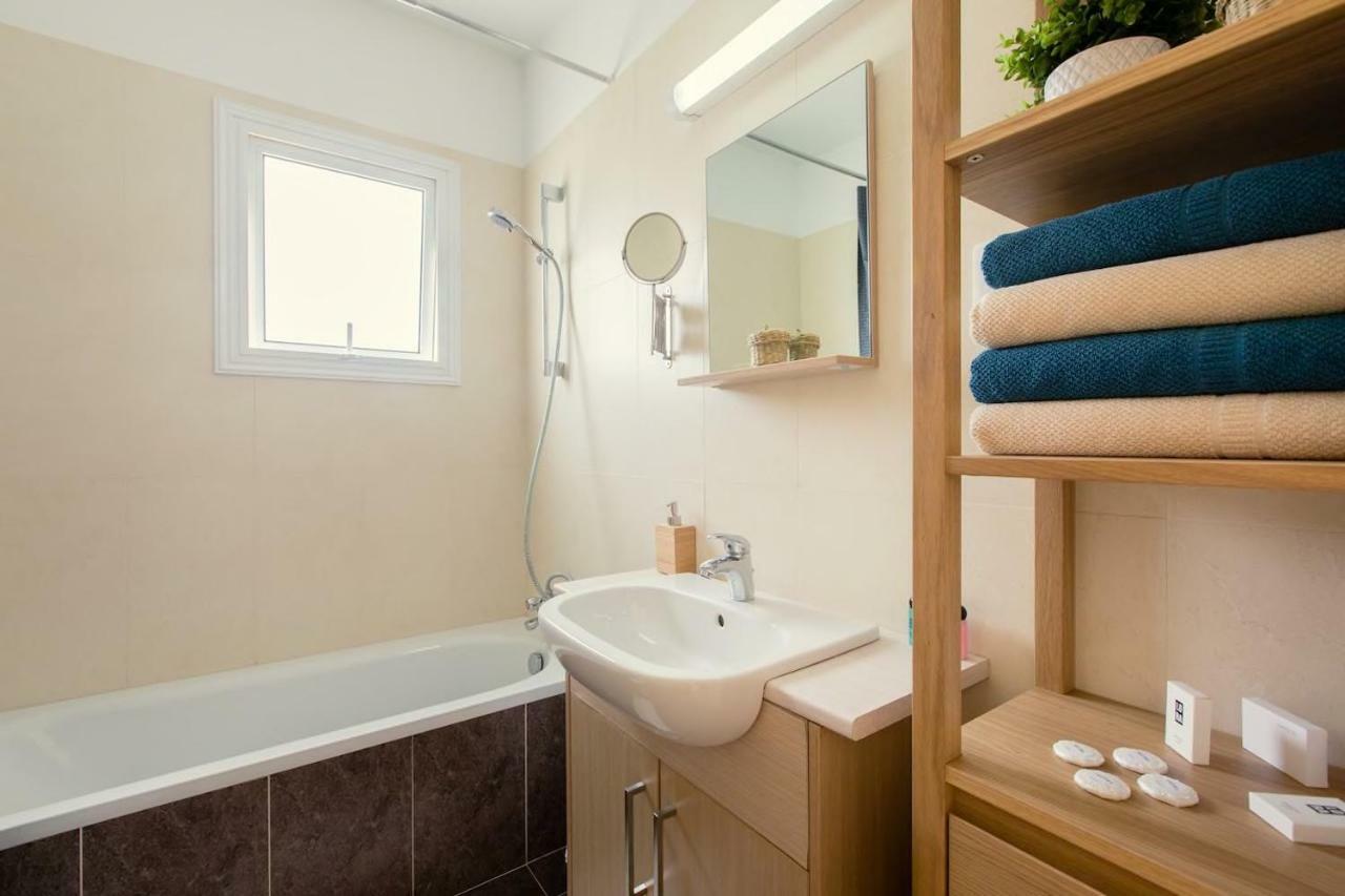 ♥ Sunny&Cozy Family Apartment ★ Walk To The Beach☼ Paralimni Exteriér fotografie