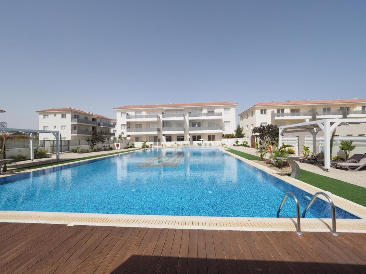 ♥ Sunny&Cozy Family Apartment ★ Walk To The Beach☼ Paralimni Exteriér fotografie
